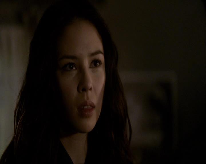 VampireDiariesWorld_dot_org-116ThereGoesTheNeighbourhood2187.jpg