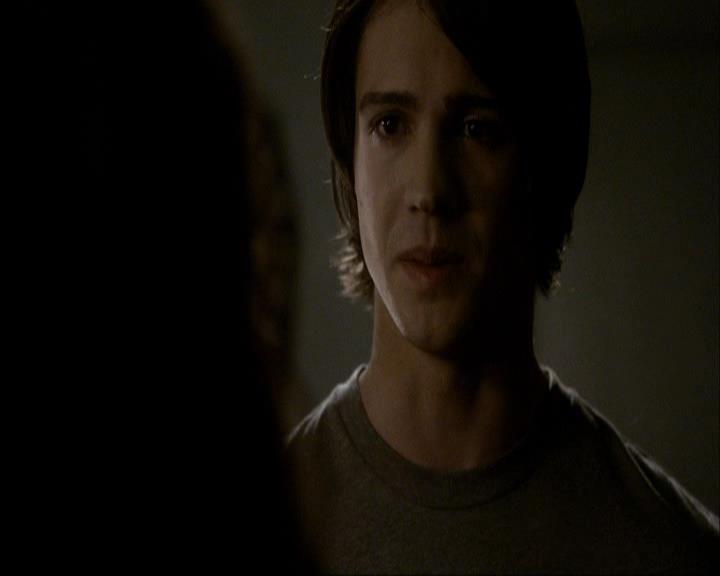 VampireDiariesWorld_dot_org-116ThereGoesTheNeighbourhood2215.jpg VampireDiariesWorld_dot_org-116ThereGoesTheNeighbourhood2215.jpg
