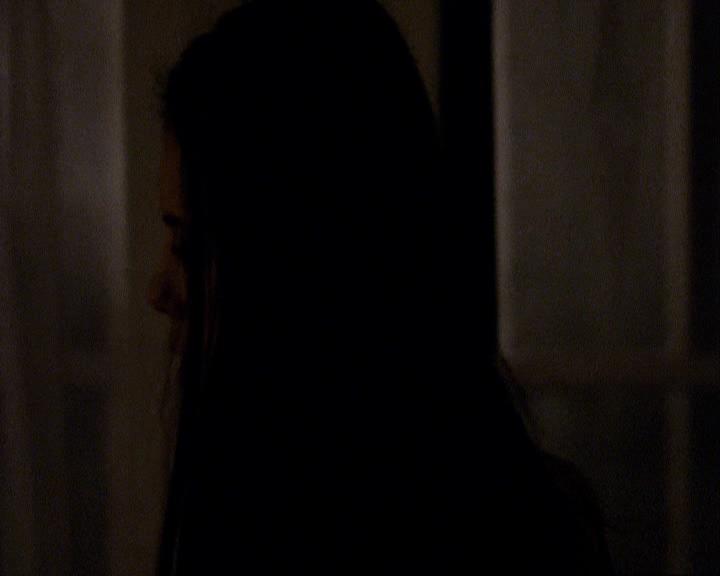 VampireDiariesWorld_dot_org-117LetTheRightOneIn0029.jpg