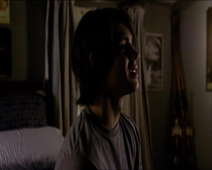 VampireDiariesWorld_dot_org-117LetTheRightOneIn0040.jpg