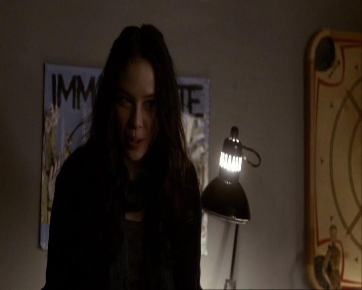 VampireDiariesWorld_dot_org-117LetTheRightOneIn0048.jpg VampireDiariesWorld_dot_org-117LetTheRightOneIn0048.jpg