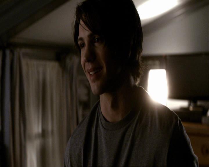 VampireDiariesWorld_dot_org-117LetTheRightOneIn0058.jpg