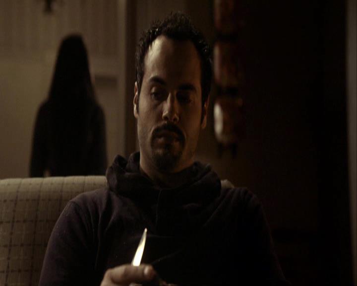 VampireDiariesWorld_dot_org-117LetTheRightOneIn0168.jpg