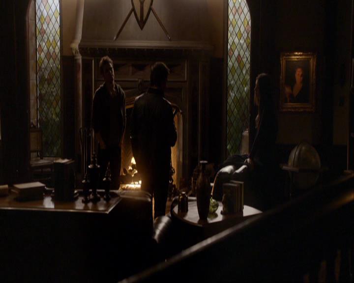 VampireDiariesWorld_dot_org-117LetTheRightOneIn0216.jpg
