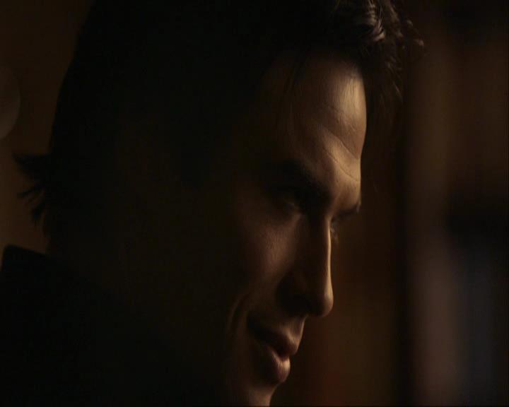 VampireDiariesWorld_dot_org-117LetTheRightOneIn0222.jpg