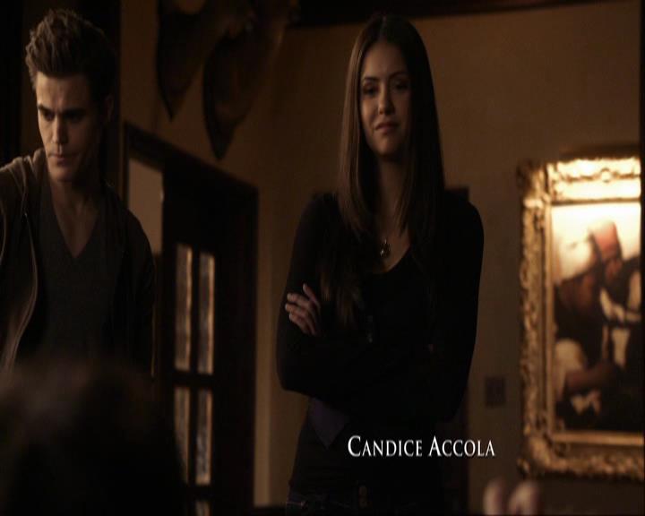 VampireDiariesWorld_dot_org-117LetTheRightOneIn0234.jpg