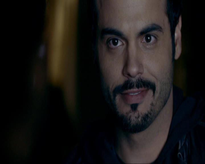 VampireDiariesWorld_dot_org-117LetTheRightOneIn0518.jpg VampireDiariesWorld_dot_org-117LetTheRightOneIn0518.jpg