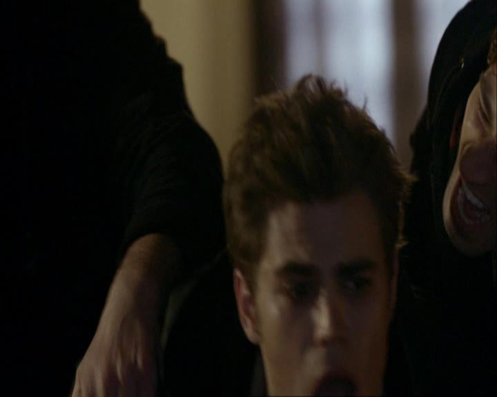VampireDiariesWorld_dot_org-117LetTheRightOneIn0533.jpg