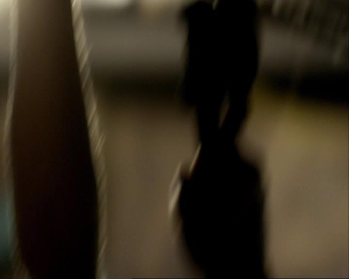 VampireDiariesWorld_dot_org-117LetTheRightOneIn0594.jpg