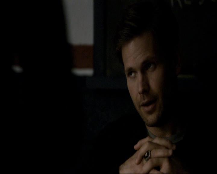 VampireDiariesWorld_dot_org-117LetTheRightOneIn0695.jpg