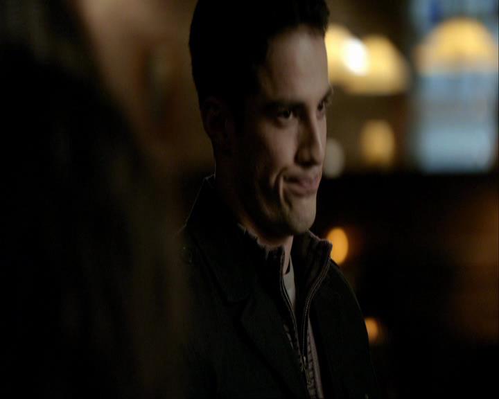 VampireDiariesWorld_dot_org-117LetTheRightOneIn0842.jpg