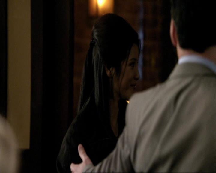 VampireDiariesWorld_dot_org-117LetTheRightOneIn0846.jpg