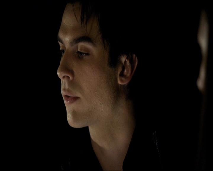 VampireDiariesWorld_dot_org-117LetTheRightOneIn0895.jpg