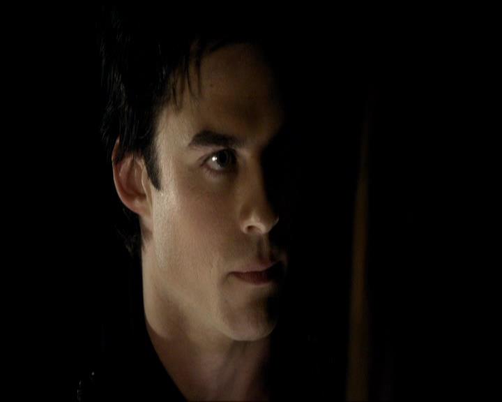 VampireDiariesWorld_dot_org-117LetTheRightOneIn0933.jpg VampireDiariesWorld_dot_org-117LetTheRightOneIn0933.jpg
