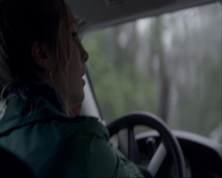 VampireDiariesWorld_dot_org-117LetTheRightOneIn0968.jpg VampireDiariesWorld_dot_org-117LetTheRightOneIn0968.jpg