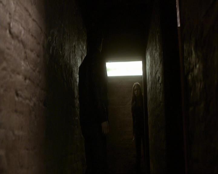 VampireDiariesWorld_dot_org-117LetTheRightOneIn1268.jpg VampireDiariesWorld_dot_org-117LetTheRightOneIn1268.jpg