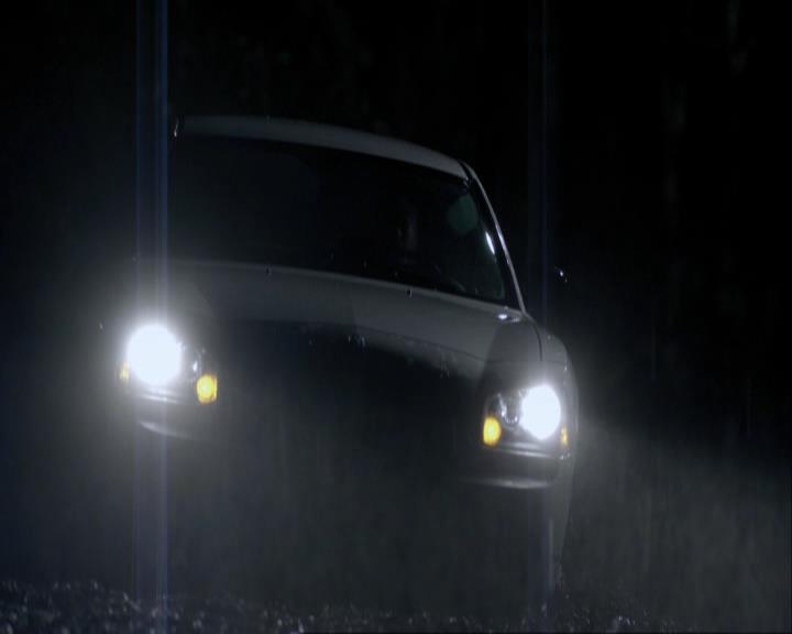 VampireDiariesWorld_dot_org-117LetTheRightOneIn1294.jpg VampireDiariesWorld_dot_org-117LetTheRightOneIn1294.jpg