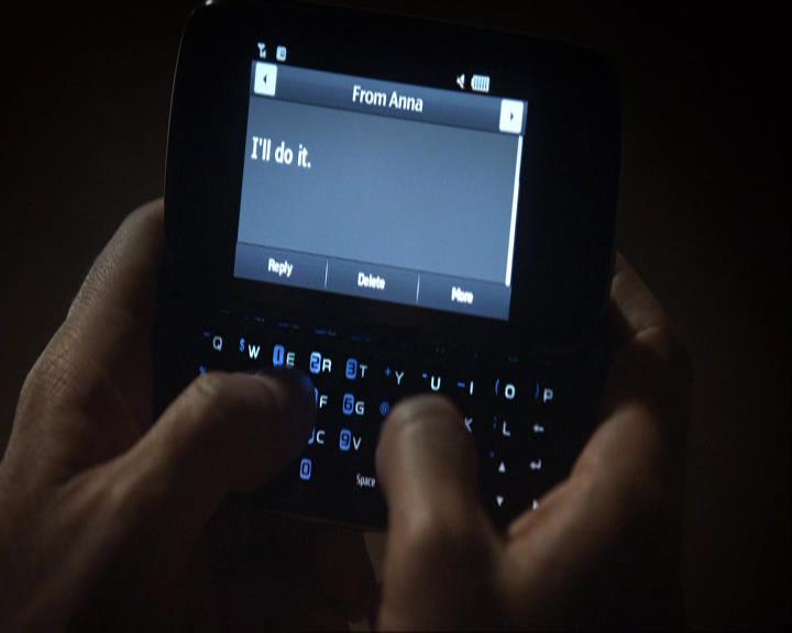 VampireDiariesWorld_dot_org-117LetTheRightOneIn1396.jpg VampireDiariesWorld_dot_org-117LetTheRightOneIn1396.jpg