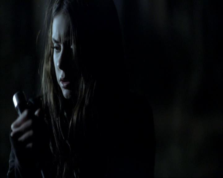 VampireDiariesWorld_dot_org-117LetTheRightOneIn1598.jpg