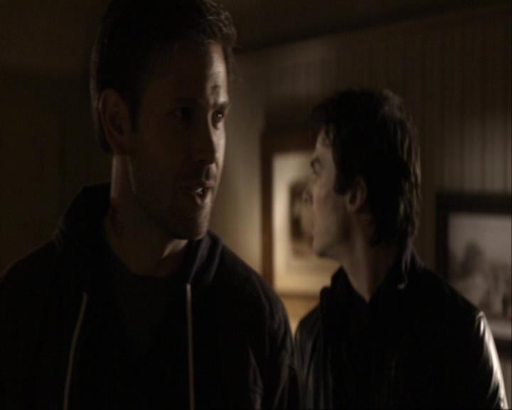 VampireDiariesWorld_dot_org-117LetTheRightOneIn1815.jpg