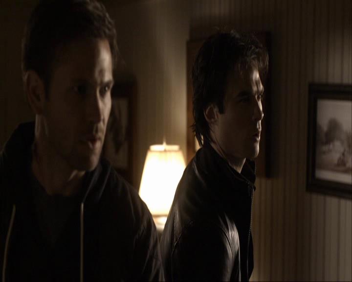 VampireDiariesWorld_dot_org-117LetTheRightOneIn1827.jpg