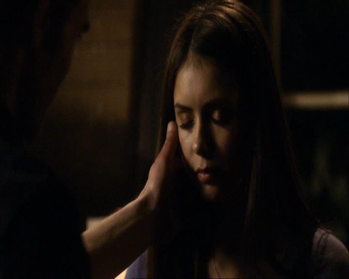 VampireDiariesWorld_dot_org-117LetTheRightOneIn1986.jpg