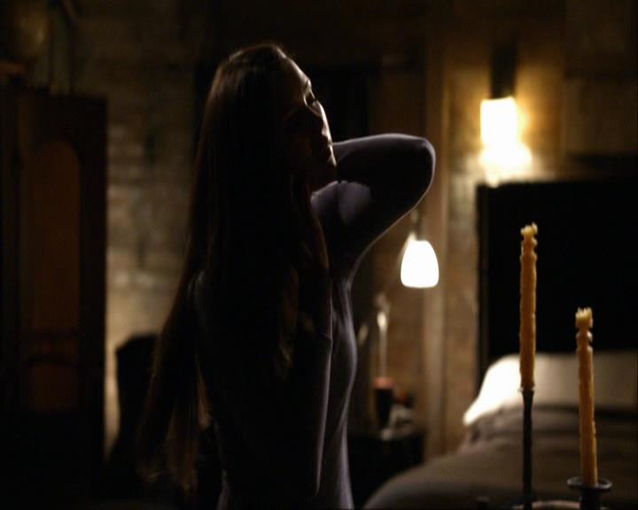 VampireDiariesWorld_dot_org-117LetTheRightOneIn2000.jpg