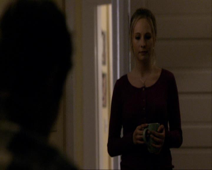 VampireDiariesWorld_dot_org-117LetTheRightOneIn2037.jpg