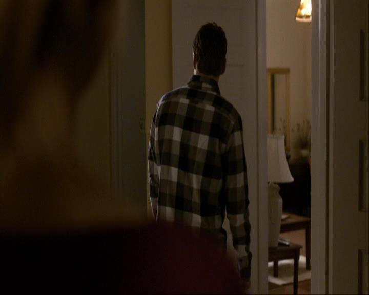VampireDiariesWorld_dot_org-117LetTheRightOneIn2069.jpg