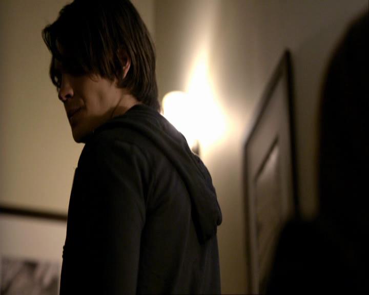 VampireDiariesWorld_dot_org-117LetTheRightOneIn2134.jpg