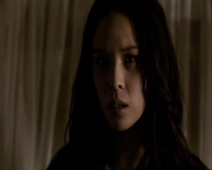 VampireDiariesWorld_dot_org-117LetTheRightOneIn2187.jpg