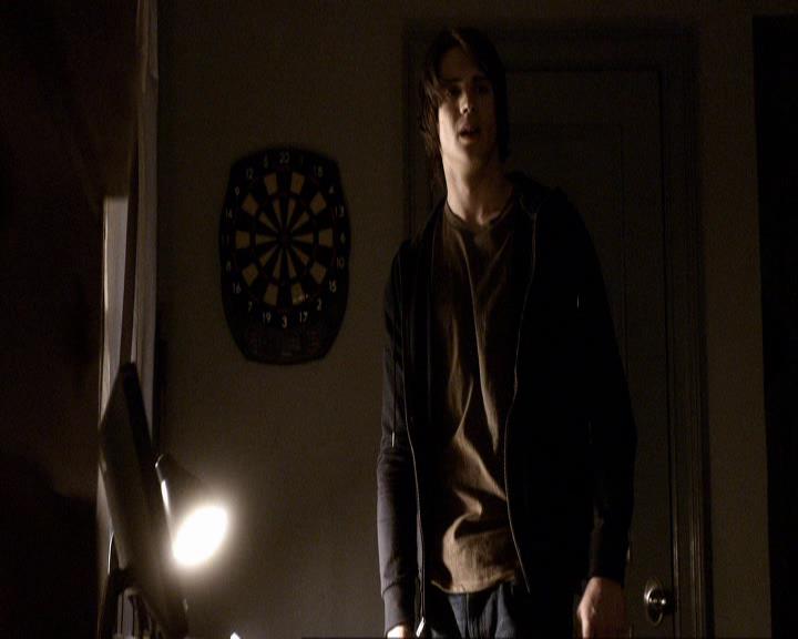 VampireDiariesWorld_dot_org-117LetTheRightOneIn2215.jpg