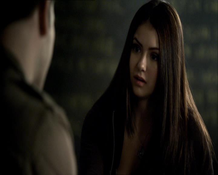 VampireDiariesWorld_dot_org-118UnderControl0341.jpg