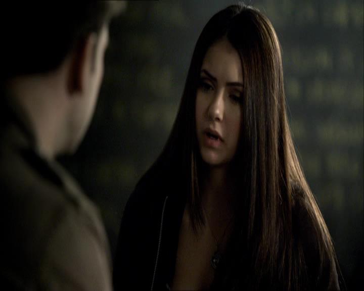 VampireDiariesWorld_dot_org-118UnderControl0348.jpg
