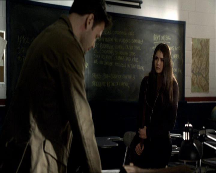 VampireDiariesWorld_dot_org-118UnderControl0368.jpg