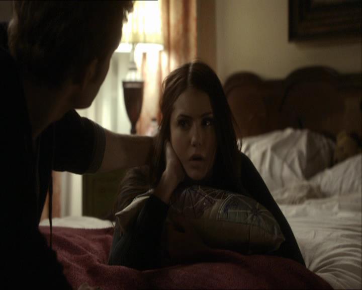 VampireDiariesWorld_dot_org-118UnderControl0431.jpg