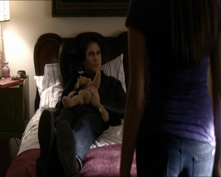 VampireDiariesWorld_dot_org-118UnderControl0598.jpg