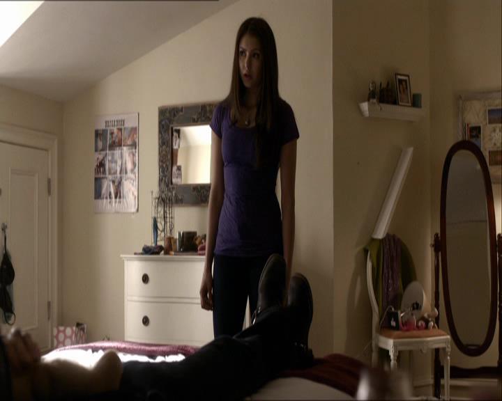 VampireDiariesWorld_dot_org-118UnderControl0602.jpg