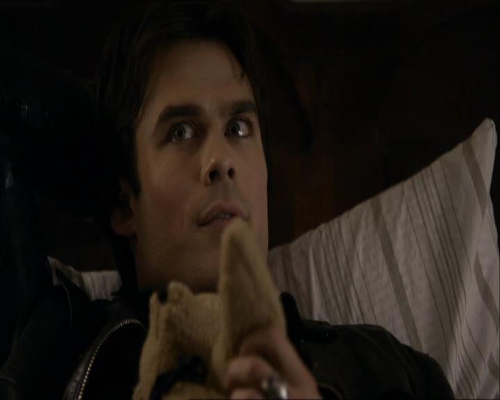 VampireDiariesWorld_dot_org-118UnderControl0603.jpg