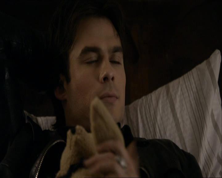 VampireDiariesWorld_dot_org-118UnderControl0604.jpg