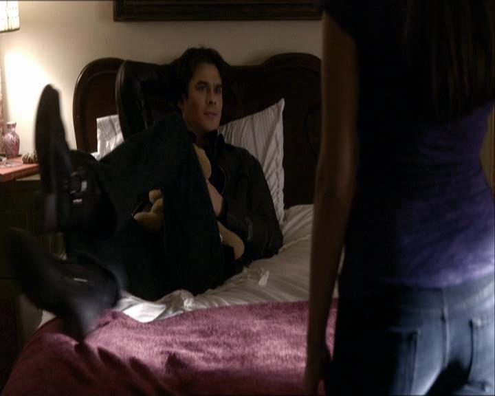 VampireDiariesWorld_dot_org-118UnderControl0605.jpg