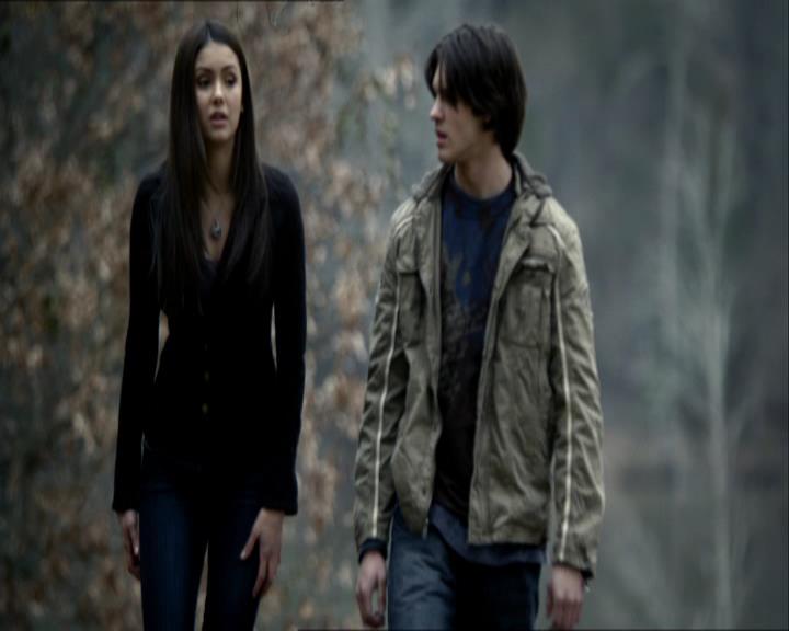 VampireDiariesWorld_dot_org-118UnderControl0709.jpg