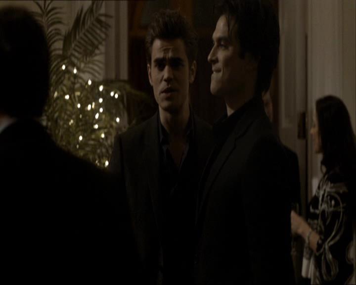 VampireDiariesWorld_dot_org-118UnderControl0770.jpg