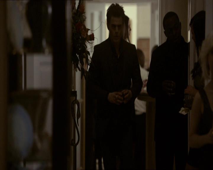 VampireDiariesWorld_dot_org-118UnderControl0804.jpg