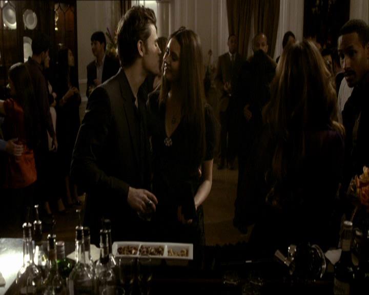 VampireDiariesWorld_dot_org-118UnderControl0854.jpg