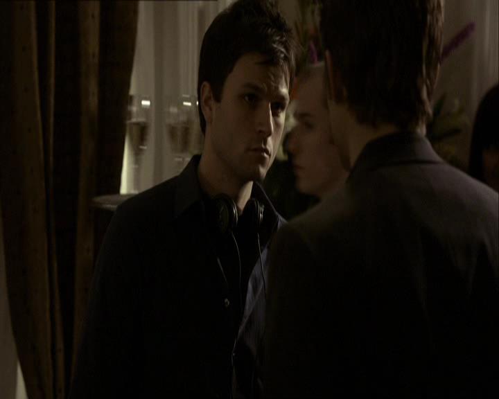 VampireDiariesWorld_dot_org-118UnderControl0912.jpg