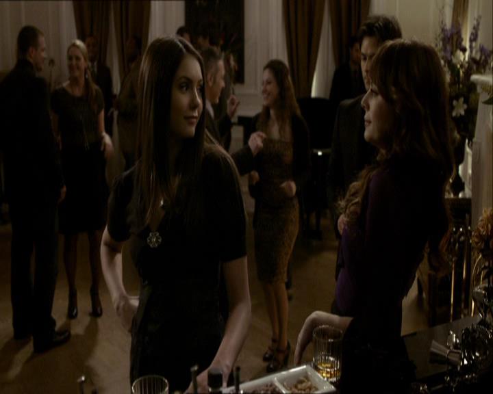 VampireDiariesWorld_dot_org-118UnderControl0918.jpg