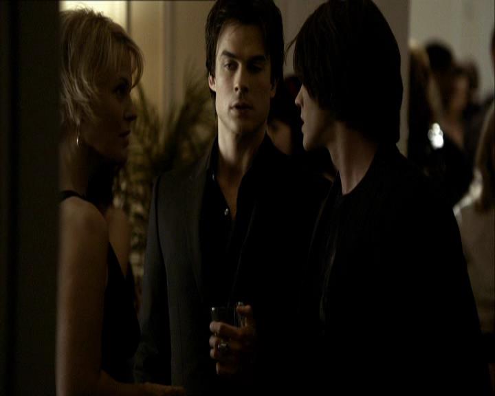 VampireDiariesWorld_dot_org-118UnderControl1027.jpg