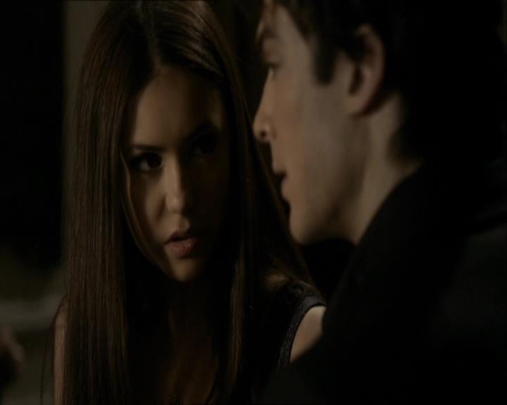 VampireDiariesWorld_dot_org-118UnderControl1128.jpg