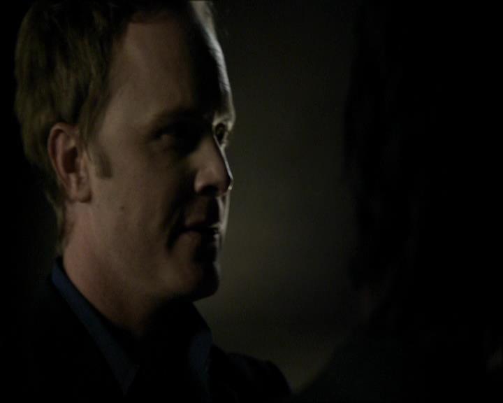 VampireDiariesWorld_dot_org-118UnderControl1215.jpg